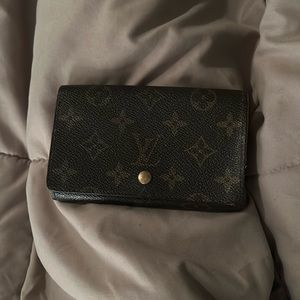 Authentic LV Snap Wallet for Sale
